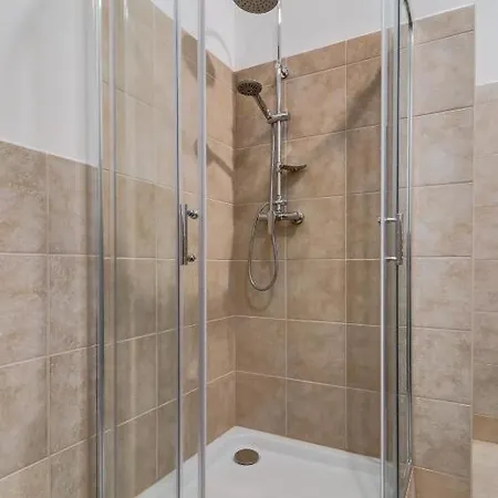 Studia Maxim Apartment