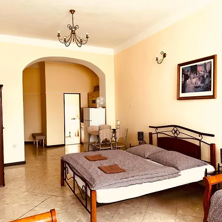 Studia Maxim Apartment